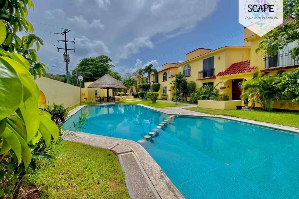 Villa Amplia Y Calida Casa Cerca De Plaza Las Americas à Cancún Extérieur photo
